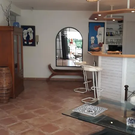 Apartment La Tamarissime *